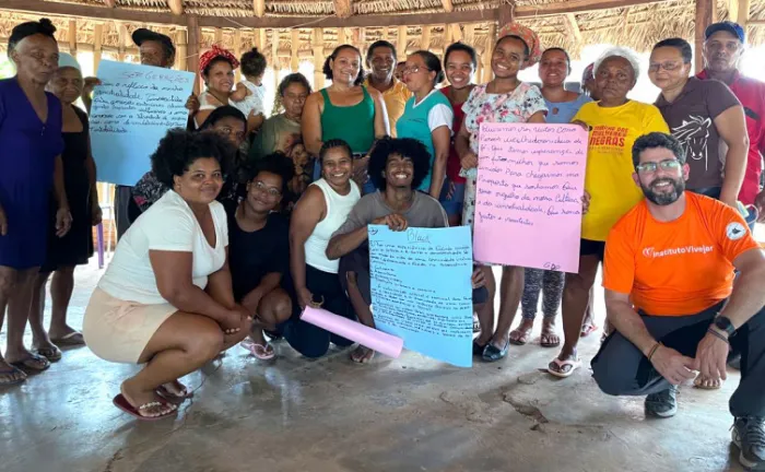 Governo do Tocantins entrega Plano de Gestão Territorial e Ambiental com foco em Turismo de Base Comunitária para a comunidade quilombola Barra do Aroeira, no Jalapão