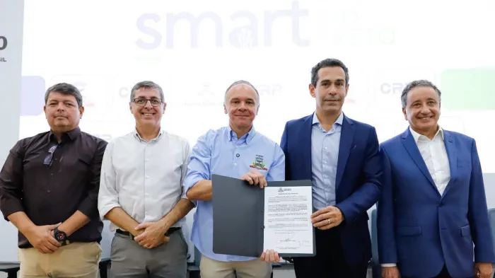Prefeitura assina contrato e inicia operação do Smart Rio Preto
