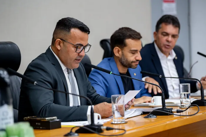 Projeto de lei propõe criação de Disk-Bullying nas escolas do DF