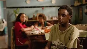 Cine Bangüê tem nove estreias e mantém ‘O agente secreto’ na programação de abril