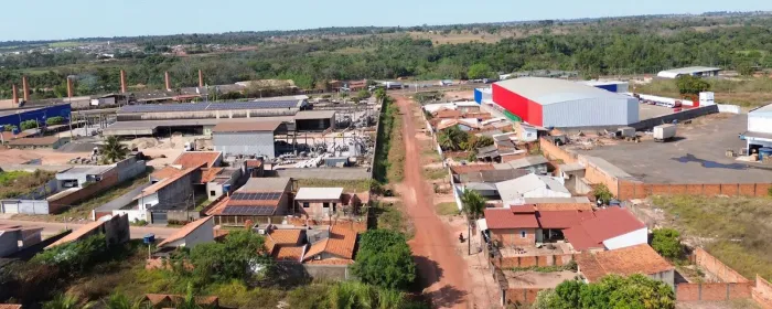  Vista aérea da Rua Alagoas, em Cacoal, área que receberá obras (Foto: Italo Narovi)