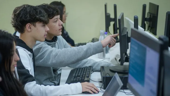 Boletim de vagas do BEEM: Alto Tietê tem 112 oportunidades de estágio remunerado para alunos do ensino técnico