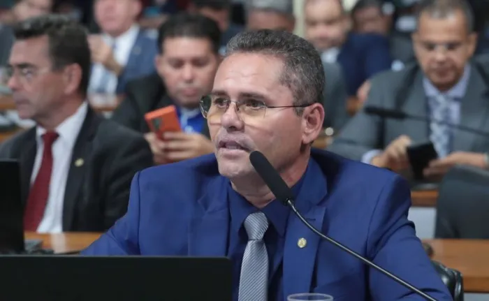 Projeto determina correção do saldo no FGTS pela variação da inflação