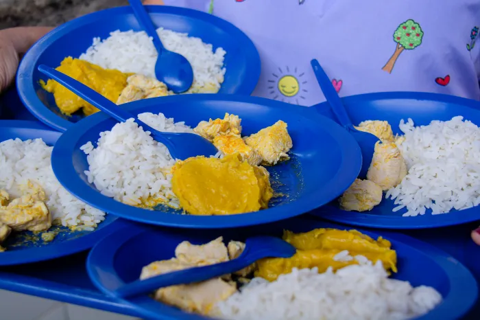 Alimentação escolar celebra a cultura baiana na Semana Santa em Lauro de Freitas