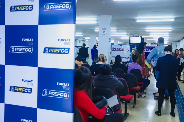 Mais de 1,2 mil vagas são ofertadas pela Funsat nesta quarta