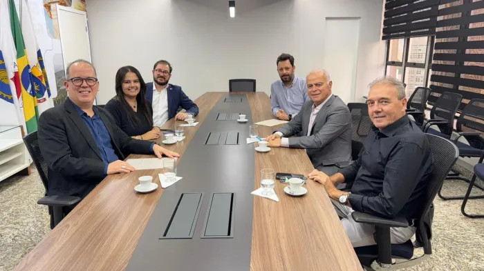 Governo de Minas firma acordo com Crea para melhorar condições das moradias no estado