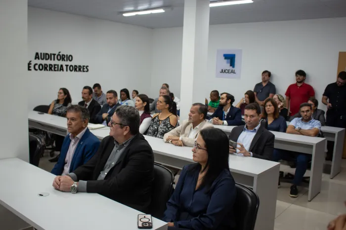 Em prol do maior acesso ao registro de empresas, Junta Comercial inaugura espaços voltados à população alagoana