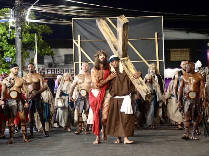 Com apoio do Governo do Maranhão, Via Sacra do Anjo da Guarda transforma ruas do bairro em palco de arte e fé