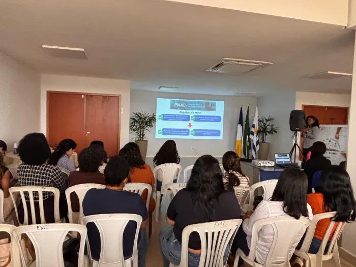 Equipe de Nutrição abordou as diretrizes e objetivos do Pnae - Crédito da foto: Iolete Marques