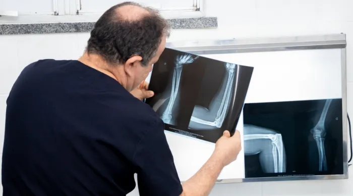 Queda da própria altura segue como causa frequente de atendimentos no Huse