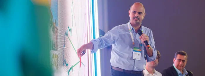 Governo de Minas anuncia custeio inédito para transporte de pacientes no Conexão Minas-Saúde 2026