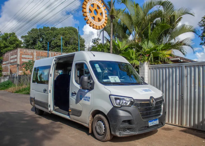 Prefeitura implanta nova rota de transporte escolar para estudantes de Quingoma de Dentro
