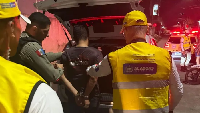 O homem foi levado para a Central de Flagrantes para os procedimentos cabíveis - Ascom Seprev