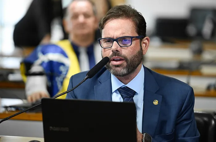 O PL 5.306/2023 contou com relatório favorável de Jorge Seif e agora segue à Comissão de Infraestrutura; texto estabelece medidas de proteção a mulheres em situação de vulnerabilidade em meios de transporte - Foto: Andressa Anholete/Agência Senado