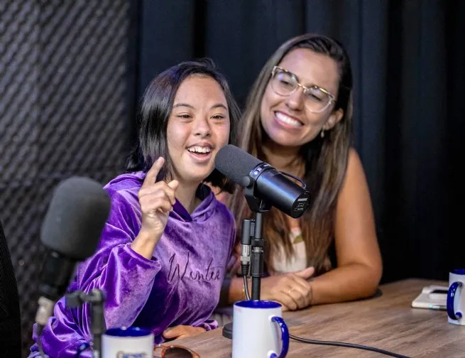 Pod PrefSS destaca inclusão com participação da tricampeã brasileira de parasurf Jade Lie 