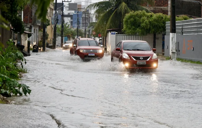 Com alerta de chuvas intensas, João Pessoa registra 68,2 mm de precipitação em 24h
