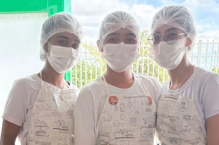 Estudantes desenvolvem feira de marketing e empreendedorismo em escola de Tempo Integral de Dom Inocêncio