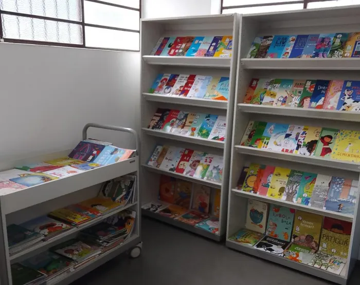 Biblioteca Municipal do Centro amplia acervo infantil com 410 novos títulos