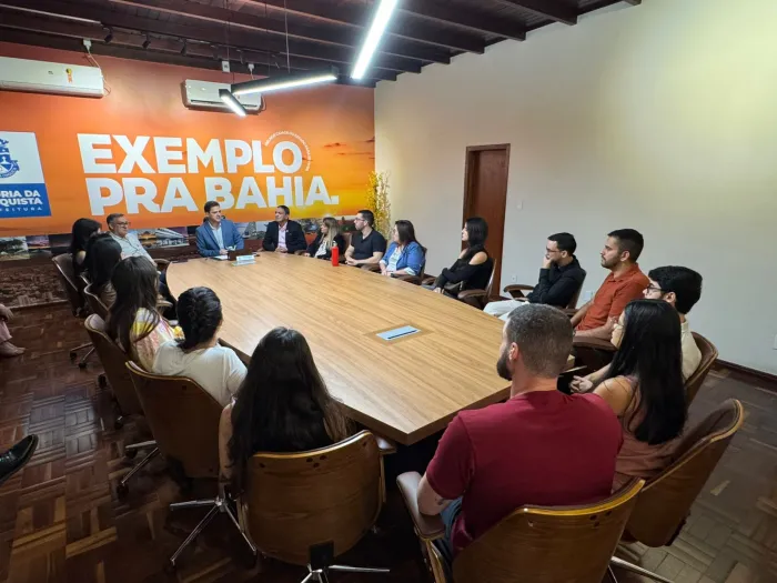 Governo Municipal recepciona novos residentes e reforça compromisso com a formação em saúde