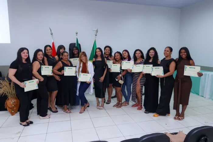 Assistência Social: Concluintes de cursos da Seaspac recebem certificados