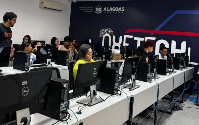 Programa OxeTech Academy abre vagas para cursos gratuitos