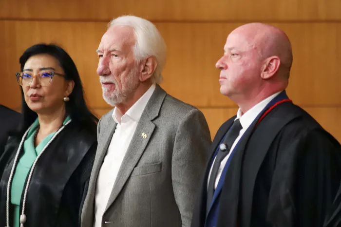 Piana participa da recondução de Francisco Zanicotti ao cargo de procurador-geral de Justiça