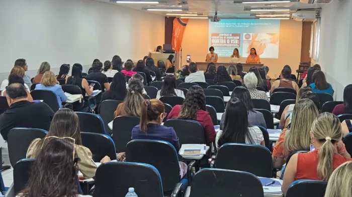 Saúde da Paraíba promove simpósio e fortalece estratégia para proteger bebês contra doenças respiratórias