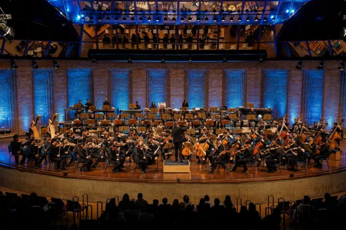 Além das bolsas, os contemplados terão a chance de disputar o Prêmio Eleazar de Carvalho, que oferece uma bolsa de estudos internacional