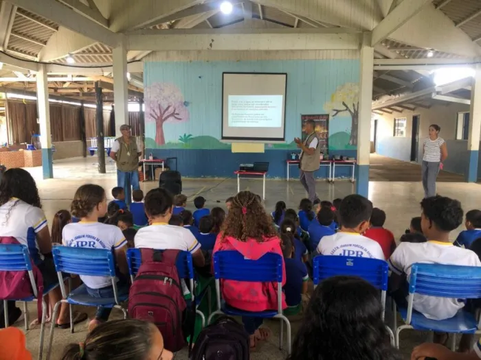 A iniciativa tem como objetivo promover a conscientização ambiental por meio de ações educativas, com orientações voltadas à prevenção de queimadas e incêndios florestais