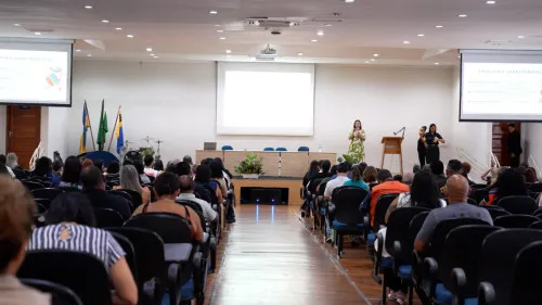 Simpósio reúne servidores e fortalece práticas inclusivas no serviço público