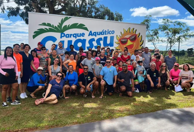 Estudantes da APAE de Bataguassu participam de visita especial ao Parque Aquático Municipal “Guassu”