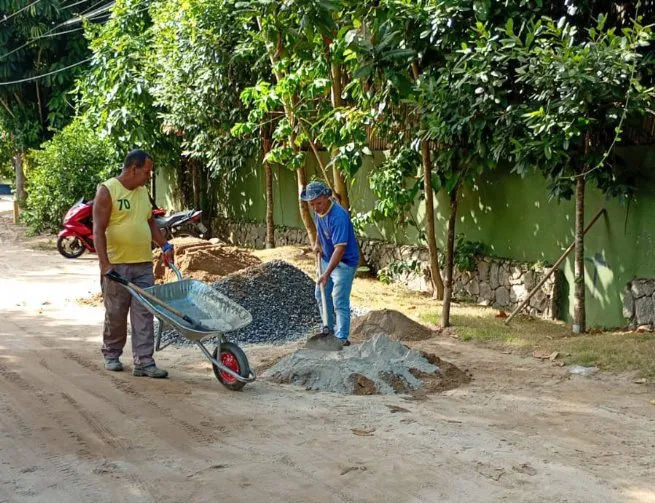 Prefeitura constrói nova galeria pluvial em Cambury, na Costa Sul