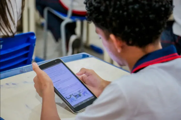 Educação e tecnologia precisam caminhar juntas (Foto: Daiane Mendonça | SECOM GOV/RO)