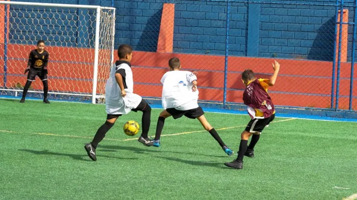 Prefeitura oferece aulas gratuitas de Futebol 7