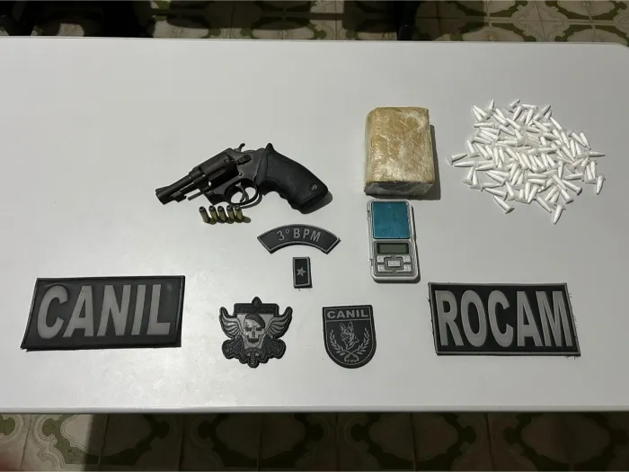 Polícia Militar prende suspeito de homicídio e apreende drogas em Arapiraca