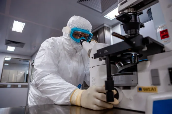 Instituto Butantan firma parceria internacional para desenvolver terapia inovadora contra câncer hematológico