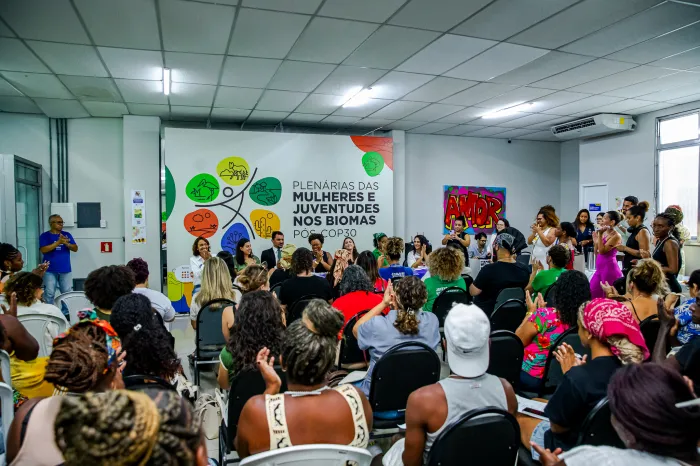 Casa da Juventude recebe Plenária das Mulheres e Juventudes nos Biomas Pós-COP30