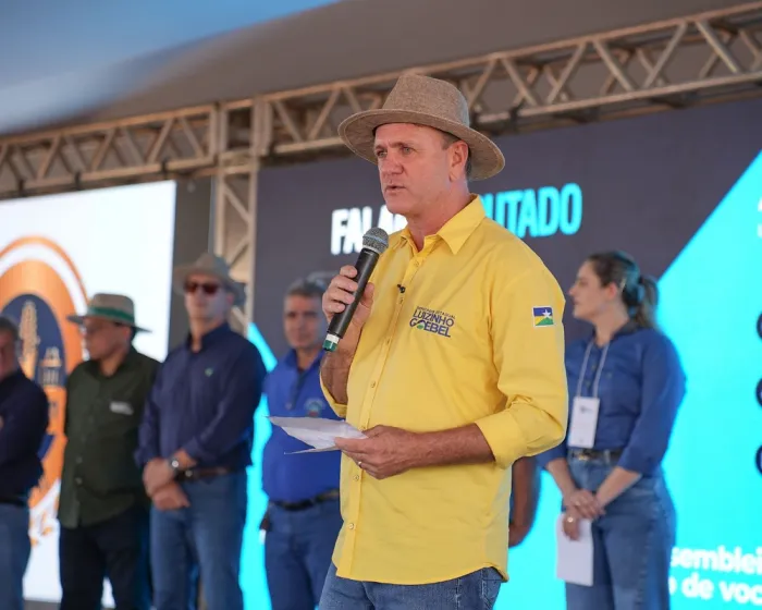  Parlamentar afirmou que a feira funciona como uma vitrine das potencialidades agrícolas (Foto: Pedro Henrique)
