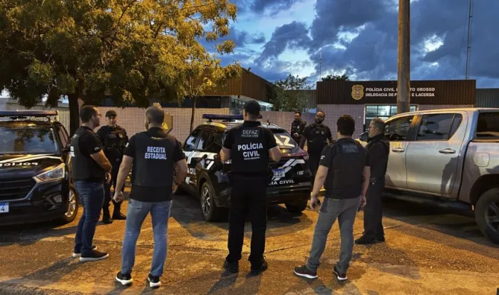 As investigações apontam que o grupo simulava operações de transferência de bovinos entre Rondônia e Mato Grosso, envolvendo cerca de 30 mil cabeças de gado