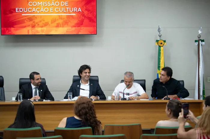 Foto: Andressa Anholete/Agência CLDF