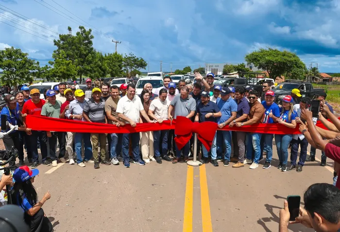 - Governo do Maranhão entrega MA-106 requalificada (Foto: Gilson Teixeira)