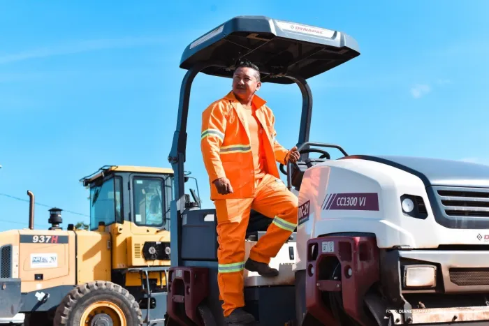 Com entrega de fardamento, prefeitura amplia segurança e valoriza operadores da usina