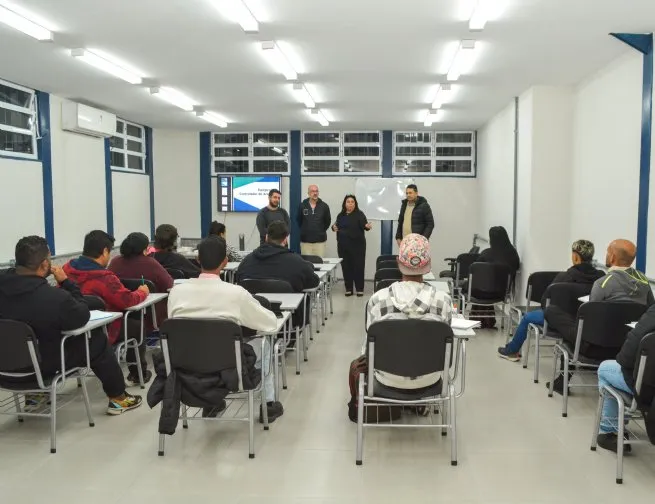 Prefeitura abre vagas para cursos de qualificação profissional em gestão e redes sociais