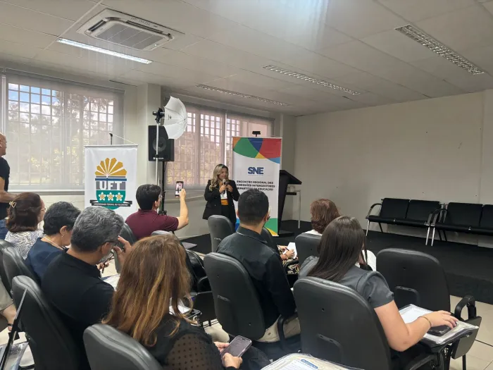Durante o encontro, realizado na UFT, gestores também discutem diretrizes nacionais, como o Plano Nacional de Educação - Crédito da foto: Divulgação Semed