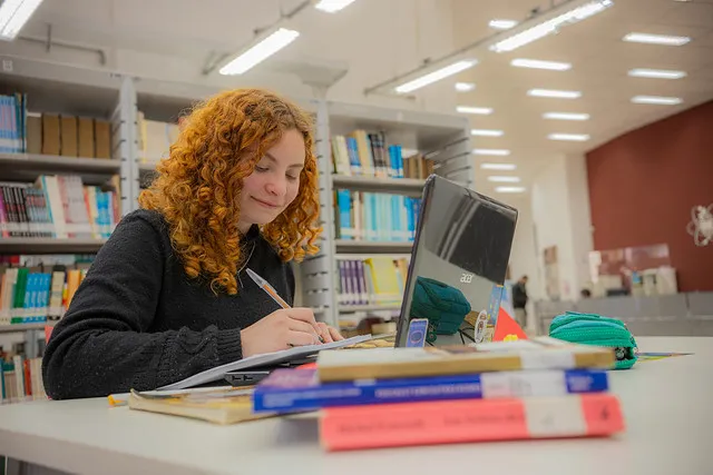 Governo do Paraná levará dez universitários para experiência em universidade dos EUA