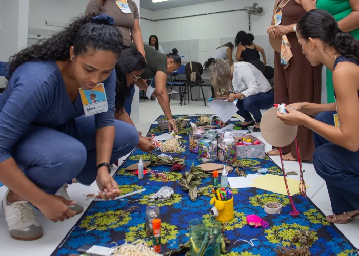 Professores da rede municipal de ensino participam de formação continuada