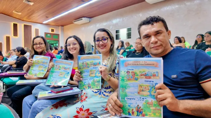Educação reúne mais de 200 educadores em formação sobre material pedagógico voltado ao Índice de Desenvolvimento da Educação Básica