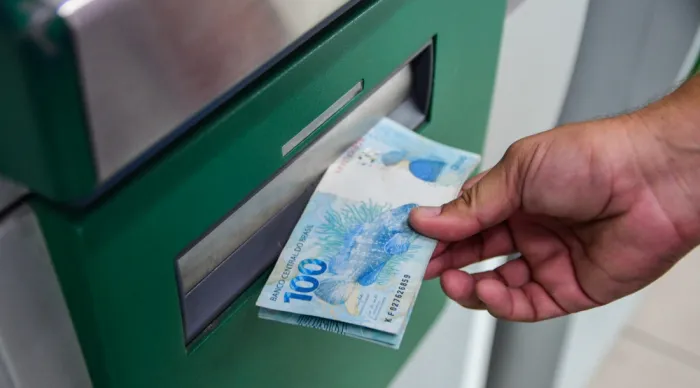 Governo do Estado divulga calendário de pagamento dos servidores do Executivo para o mês de abril