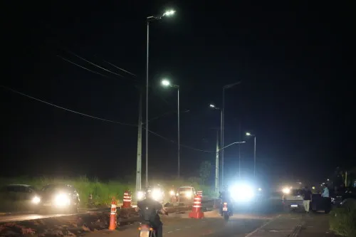 Novo espaço de lazer e mobilidade avança na Estrada dos Periquitos