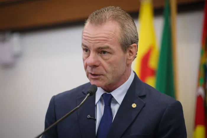 Pedro Longo destaca aprovação unânime de Mario Sérgio ao TCE e elogia revisão de projeto do Acreprevidência